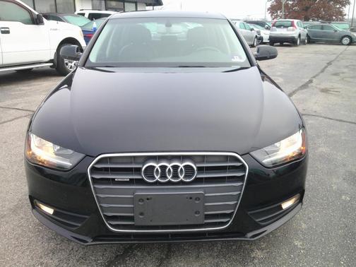 2013 Audi A4 2.0T Sedan quattro Tiptronic