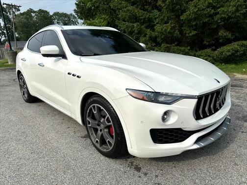 2017 Maserati Levante Base