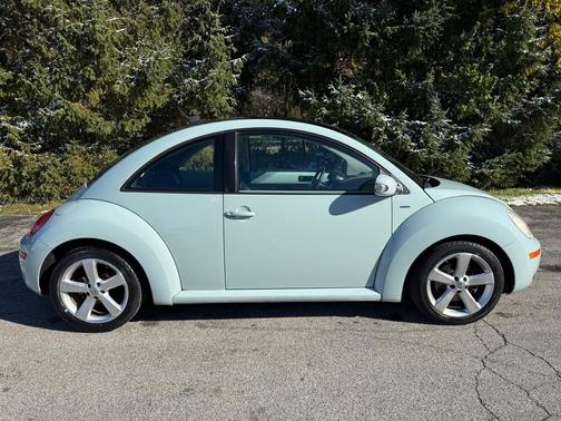 2010 Volkswagen New Beetle 2.5L