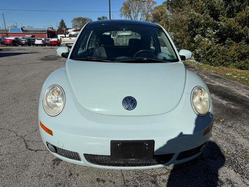 2010 Volkswagen New Beetle 2.5L
