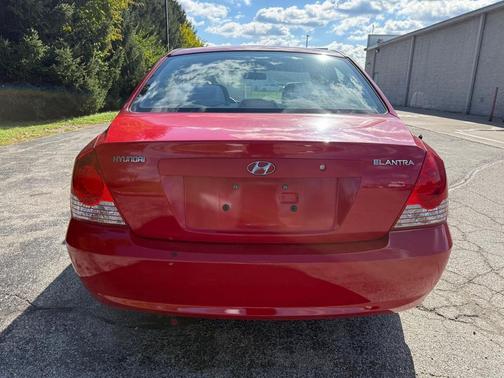 2004 Hyundai ELANTRA GLS