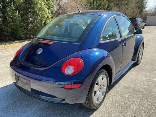 2007 Volkswagen New Beetle 2.5
