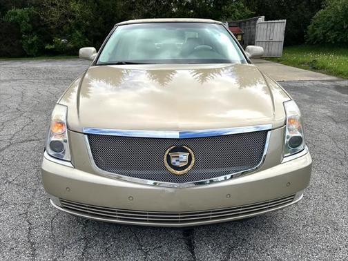 2006 Cadillac DTS Base