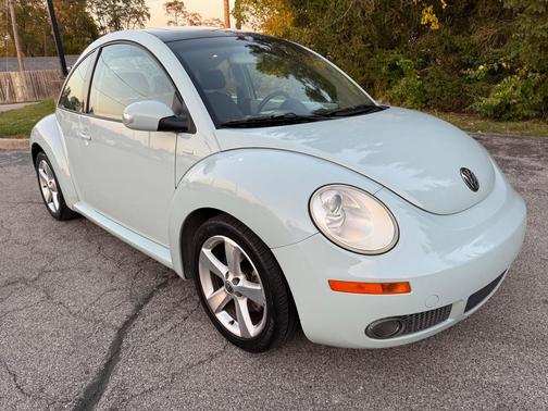 2010 Volkswagen New Beetle 2.5L