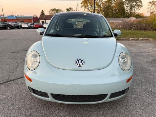 2010 Volkswagen New Beetle 2.5L