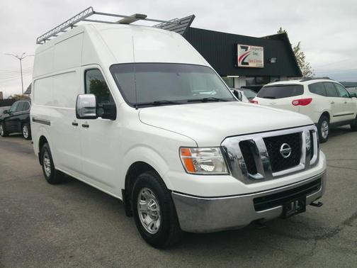 2013 Nissan NV Cargo NV3500 HD S V8