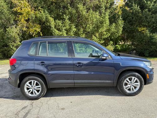 2016 Volkswagen Tiguan S