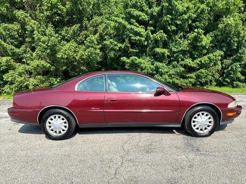 1997 Buick Riviera Coupe