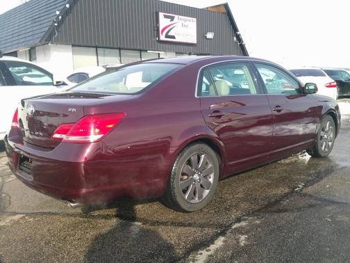 2006 Toyota Avalon XLS