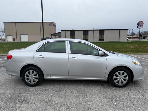 2009 Toyota Corolla LE