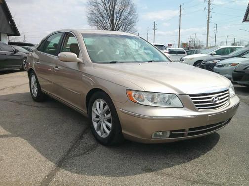 Gold 2007 Hyundai Azera Limited