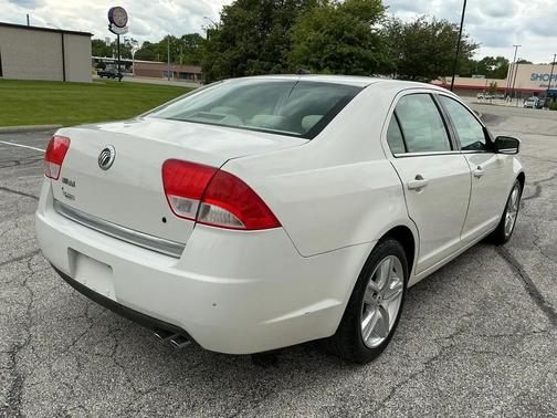 White 2010 Mercury Milan I4