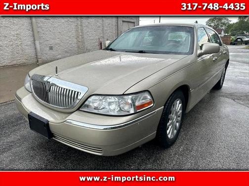 2006 Lincoln Town Car Signature