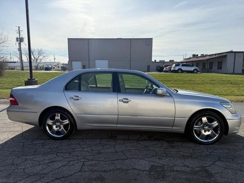 2005 Lexus LS 430 Base