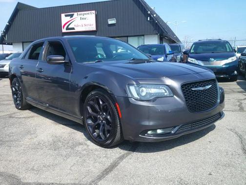 Granite Crystal Metallic Clearcoat 2019 Chrysler 300 S