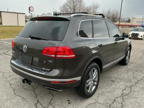 2015 Volkswagen Touareg TDI Lux