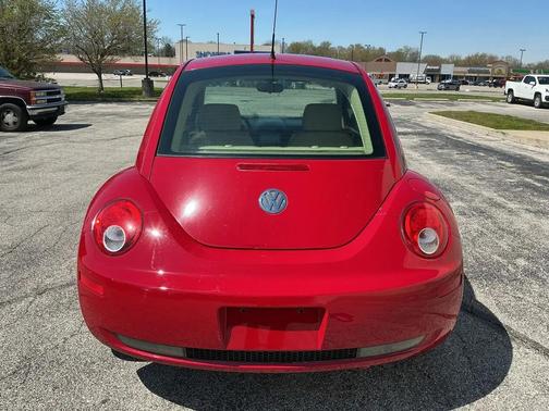 Salsa Red 2007 Volkswagen New Beetle 2.5