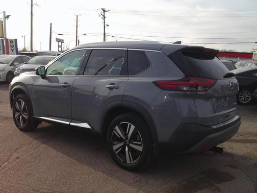 2021 Nissan Rogue SL