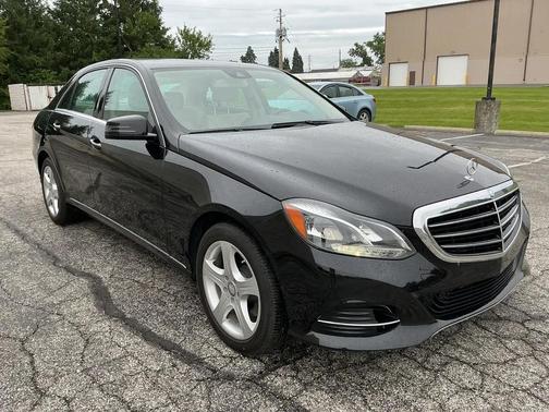 Black 2014 Mercedes-Benz E-Class E250 BlueTEC Sedan