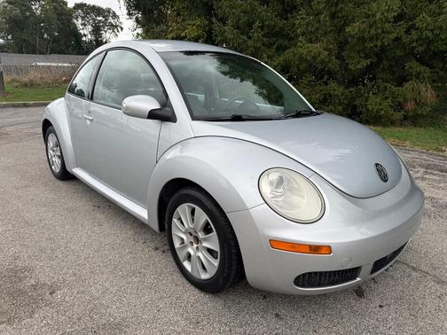 2008 Volkswagen New Beetle S