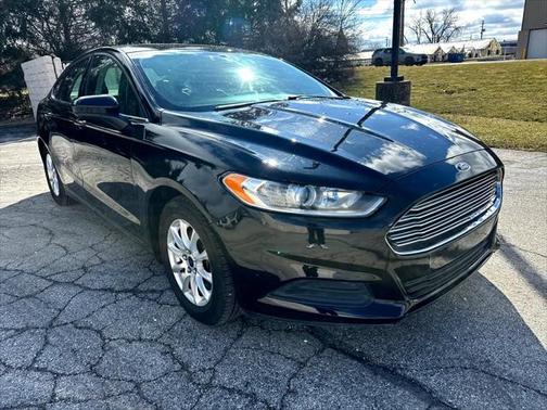 2016 Ford Fusion S
