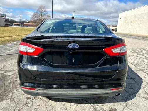 2016 Ford Fusion S