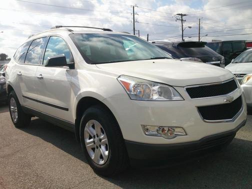 2011 Chevrolet Traverse LS