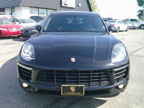2016 Porsche Macan S