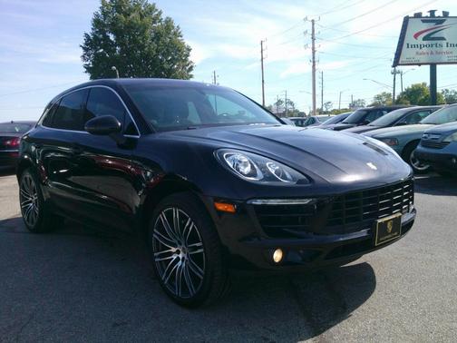 2016 Porsche Macan S