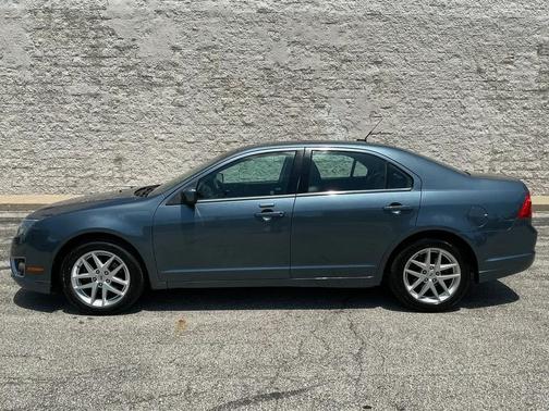 Blue 2012 Ford Fusion SEL