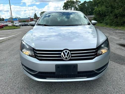2012 Volkswagen Passat 2.5 SE