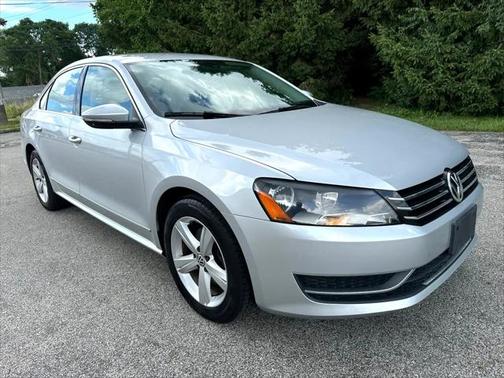 2012 Volkswagen Passat 2.5 SE