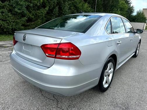 2012 Volkswagen Passat 2.5 SE