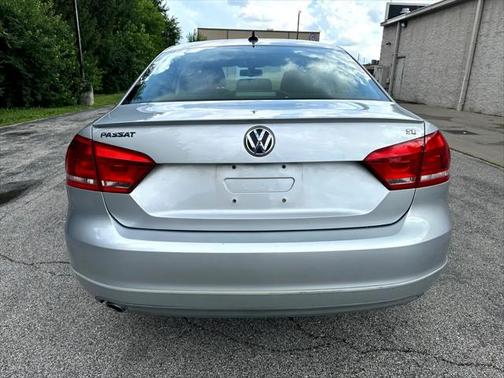 2012 Volkswagen Passat 2.5 SE