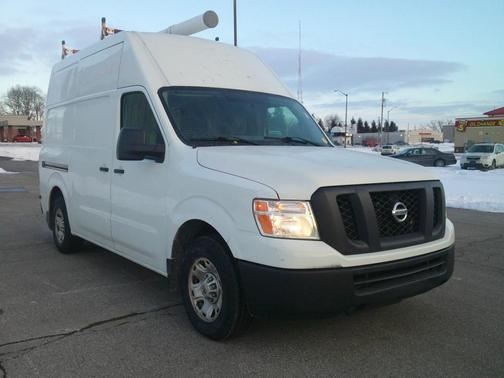 2014 Nissan NV Cargo NV2500 HD SV V6