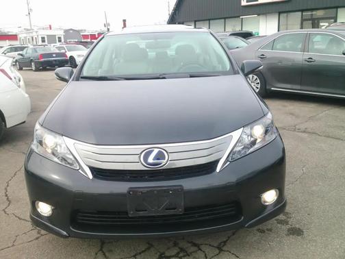 2010 Lexus HS 250h Sedan
