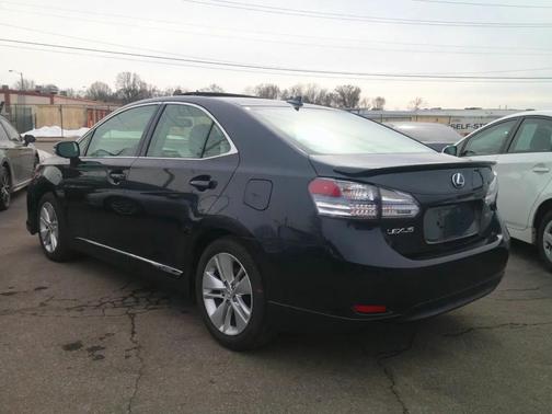 2010 Lexus HS 250h Sedan