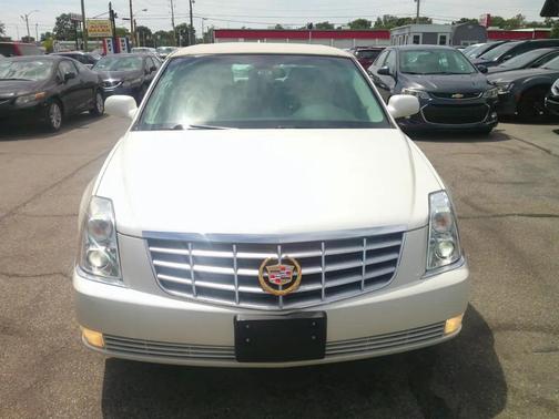 White 2010 Cadillac DTS Base