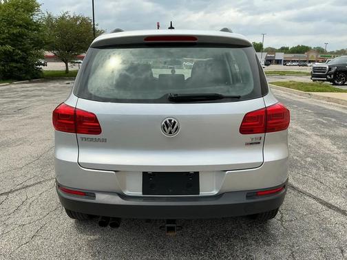 Reflex Silver Metallic 2016 Volkswagen Tiguan S