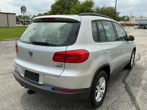 Reflex Silver Metallic 2016 Volkswagen Tiguan S