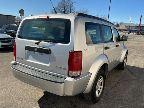 2011 Dodge Nitro SE