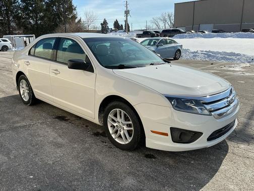 2012 Ford Fusion S