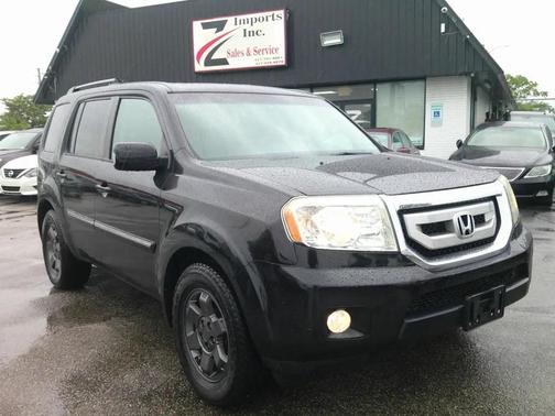 Crystal Black Pearl 2011 Honda Pilot Touring