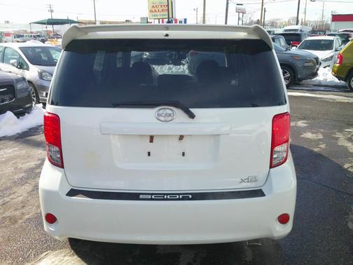 2012 Scion xB Release Series 9.0