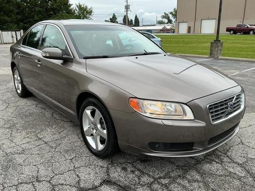 Gold 2009 Volvo S80 T6