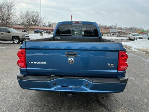 2005 Dodge Dakota ST Club Cab