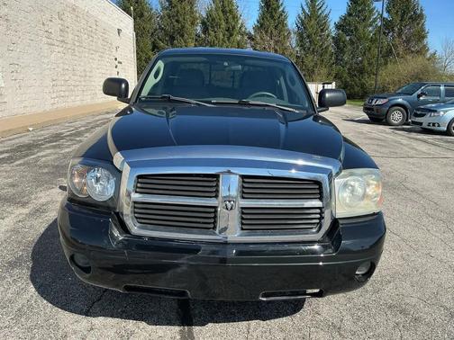 Brilliant Black Crystal Pearlcoat 2007 Dodge Dakota SLT Quad Cab