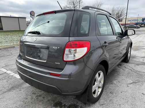 2011 Suzuki SX4 Premium