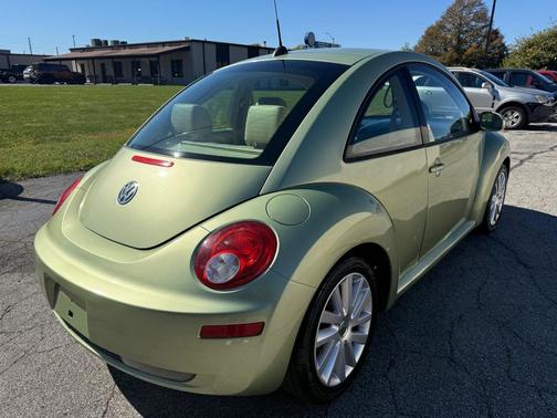 2008 Volkswagen New Beetle S