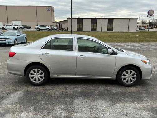2012 Toyota Corolla LE